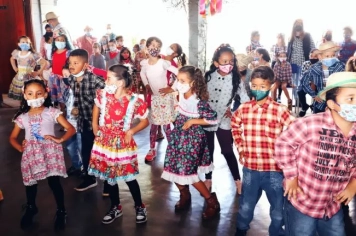 Foto - Festa Junina (ferezin).