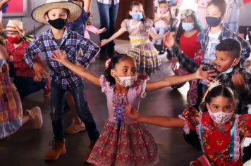 Foto - Festa Junina (ferezin).