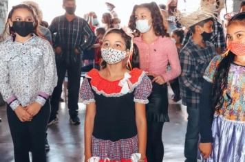 Foto - Festa Junina (ferezin).