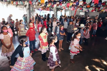 Foto - Festa Junina (ferezin).