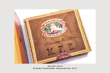 Foto - 6 - Armazenamento_caixas - baús - latas