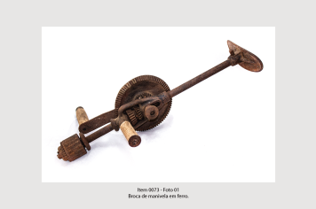 Foto - 4 - Ferramentas, utensílios diversos e estrutura PT.3