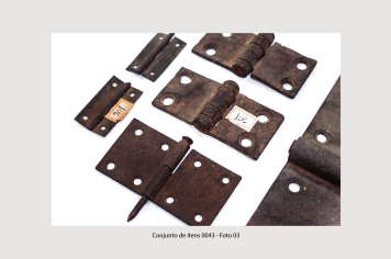 Foto - 2 - Ferramentas, utensílios diversos e estrutura PT.1