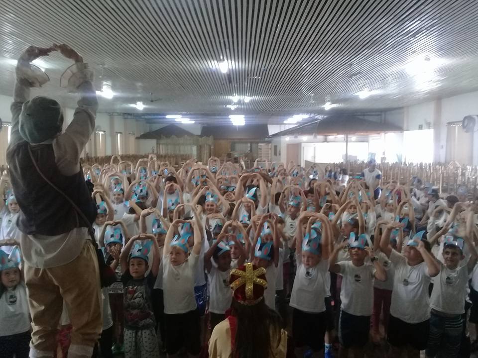 Alunos de Aratiba participam de atividade de Páscoa.