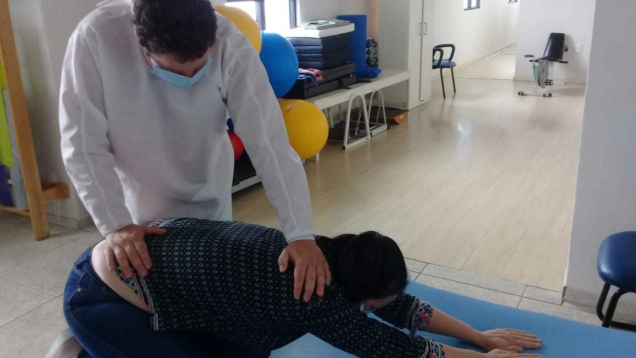 A importância da fisioterapia para recuperação de pacientes com COVID-19.
