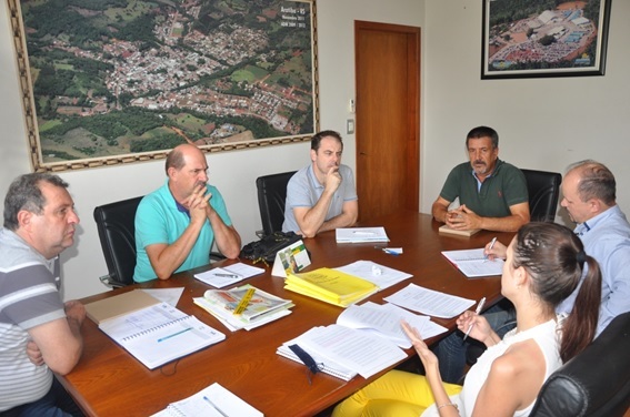 A Implantação de novos projetos, foi tema de debate nesta quinta-feira em Aratiba