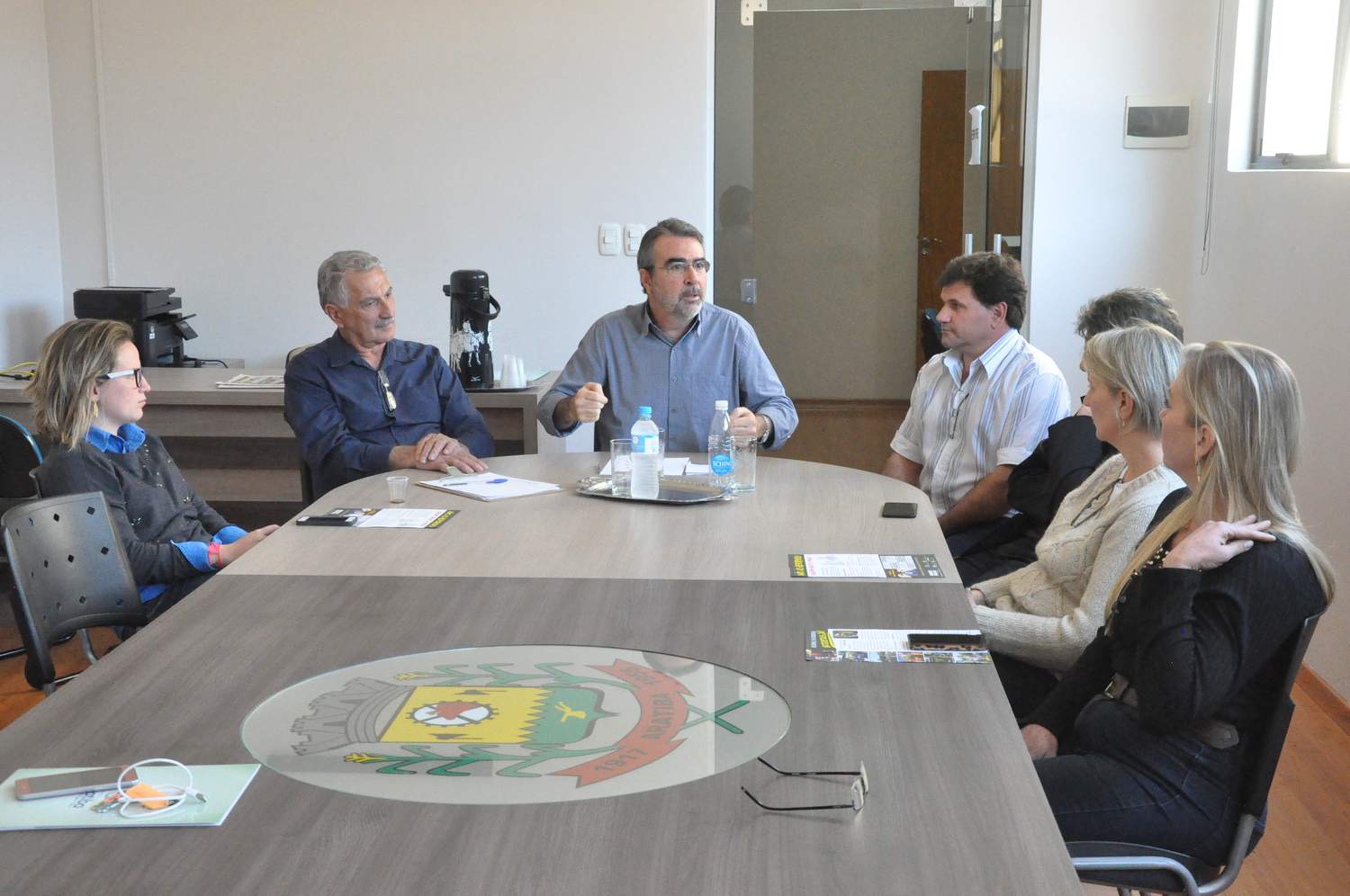 O Deputado Federal Henrique Fontana visita a Prefeitura Municipal de Aratiba.