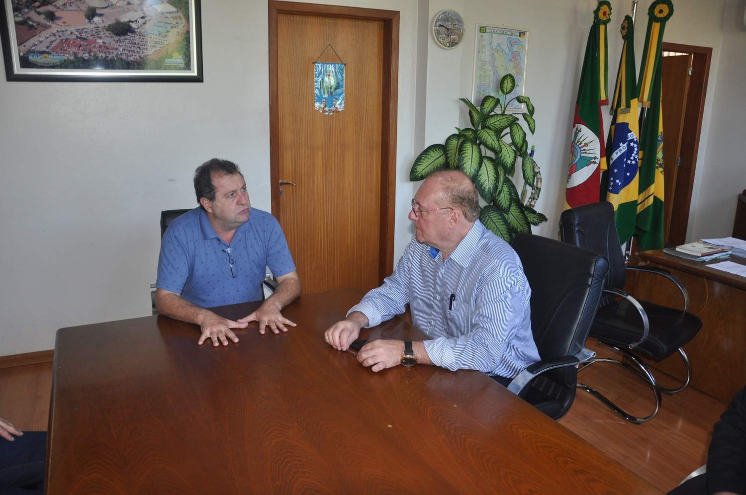 Prefeito Granzotto recebe o Deputado Estadual Gilberto Capoani