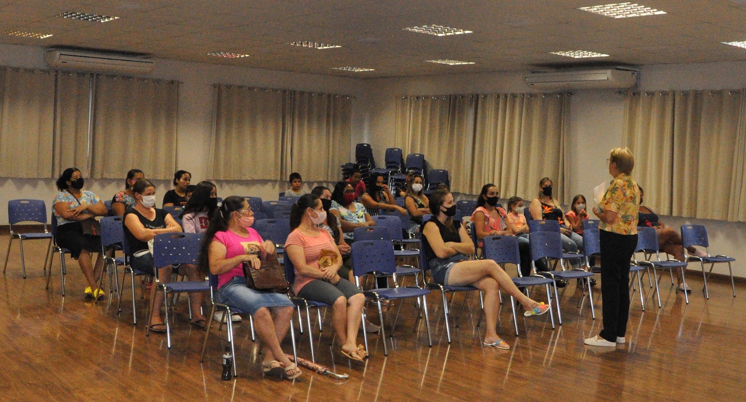 Encontro com participantes das oficinas da Assistência Social