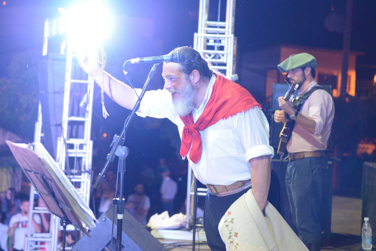 Show Estadual do Cantor Luis Marenco marca o Encerramento da Semana Farroupilha 2017 em Aratiba.