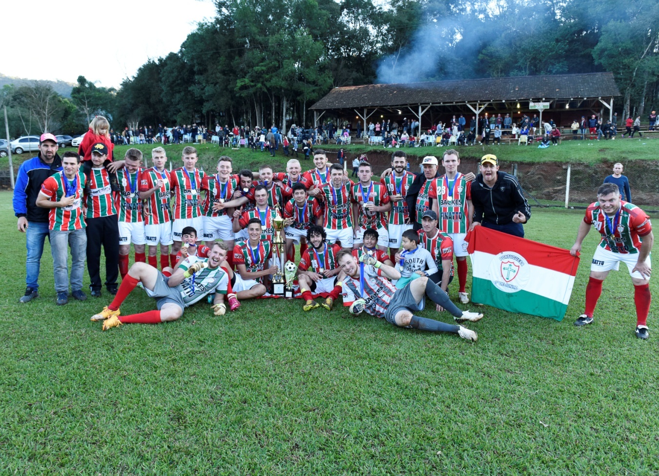 Portuguesa do 1° de Junho é Campeã do Campeonato Municipal de Futebol de Campo de Aratiba Série B.
