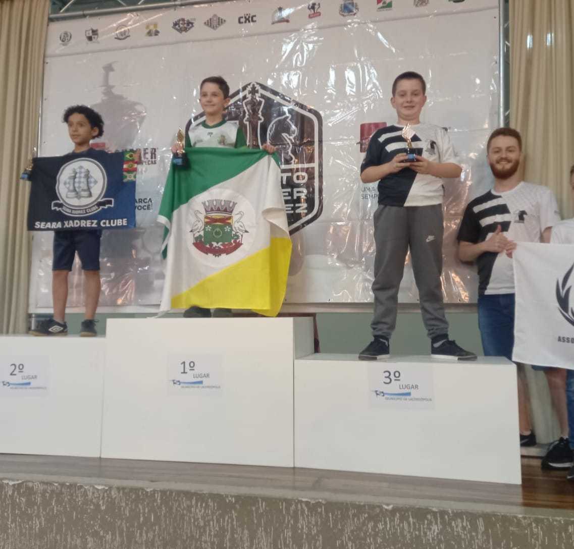 Aratiba conquista prêmios na 1° etapa do Circuito Scherer de Xadrez