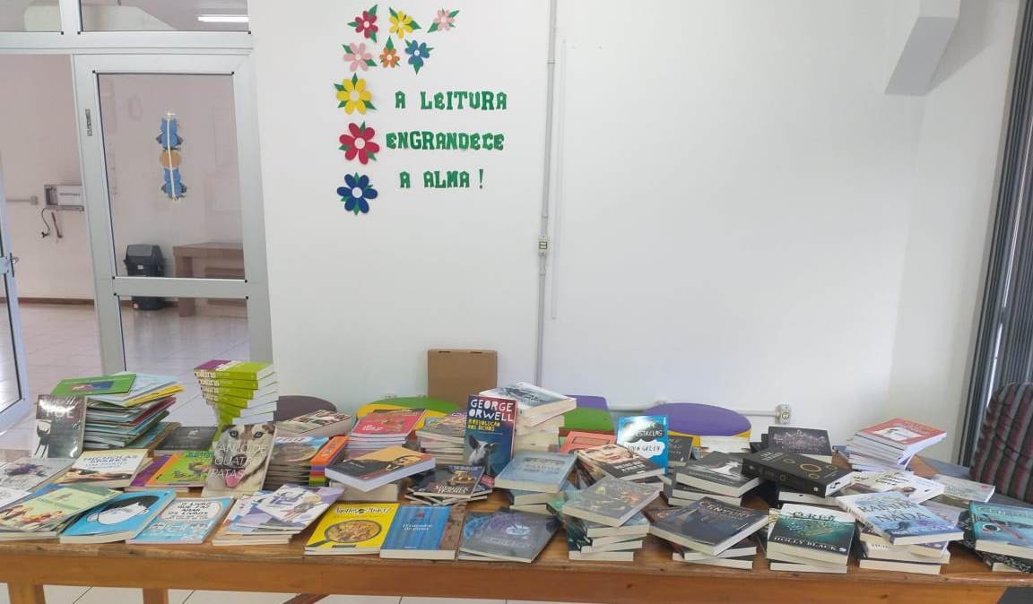 Aratiba adquire novos livros para escolas do município