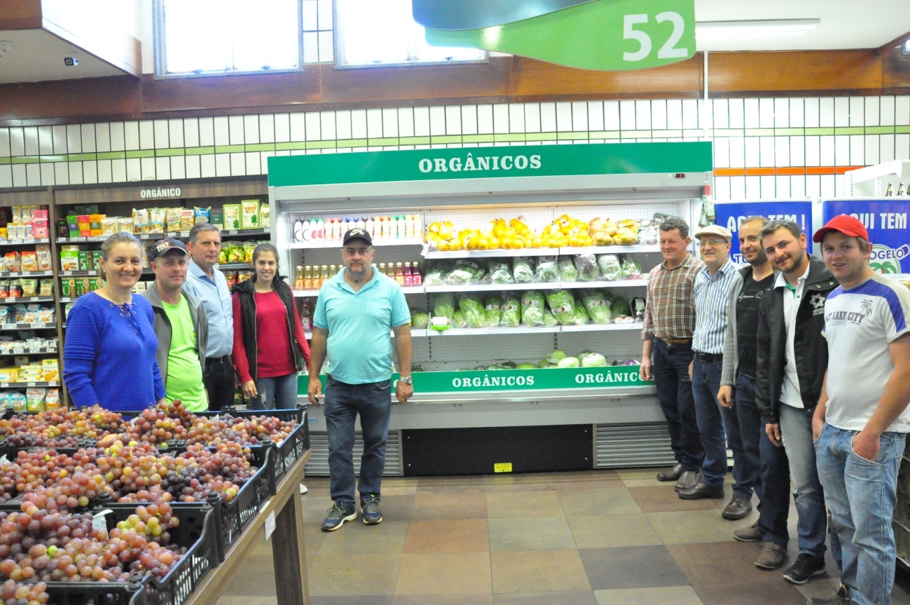 Agricultores de Aratiba conhecem os locais de venda e os consumidores dos alimentos orgânicos que produzem.