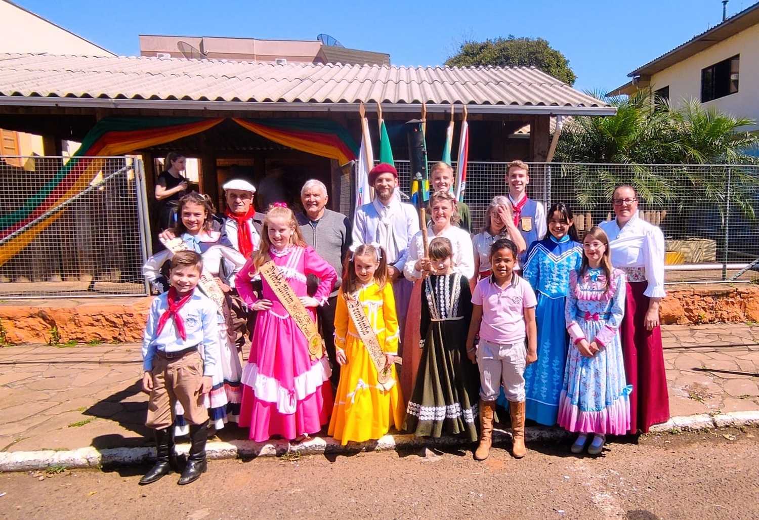 Aberto os festejos Farroupilha de Aratiba