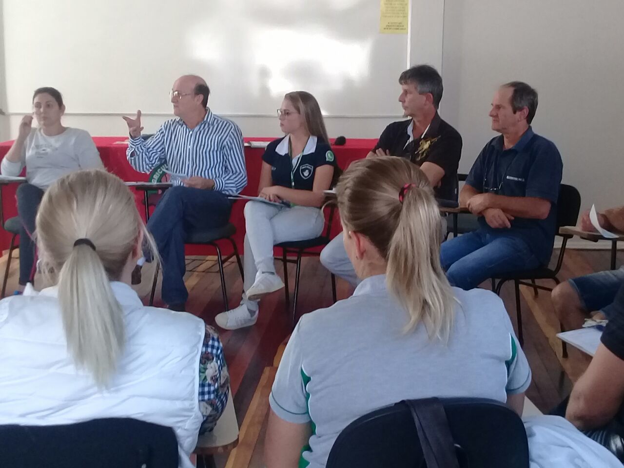 1º JOGOS RURAIS E 2º JOGOS DE INTEGRAÇÃO ESCOLARES E FAMILIARES DE ARATIBA.