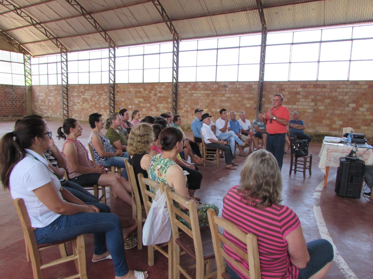 CRAS realiza encontro no Interior do Município de Aratiba.
