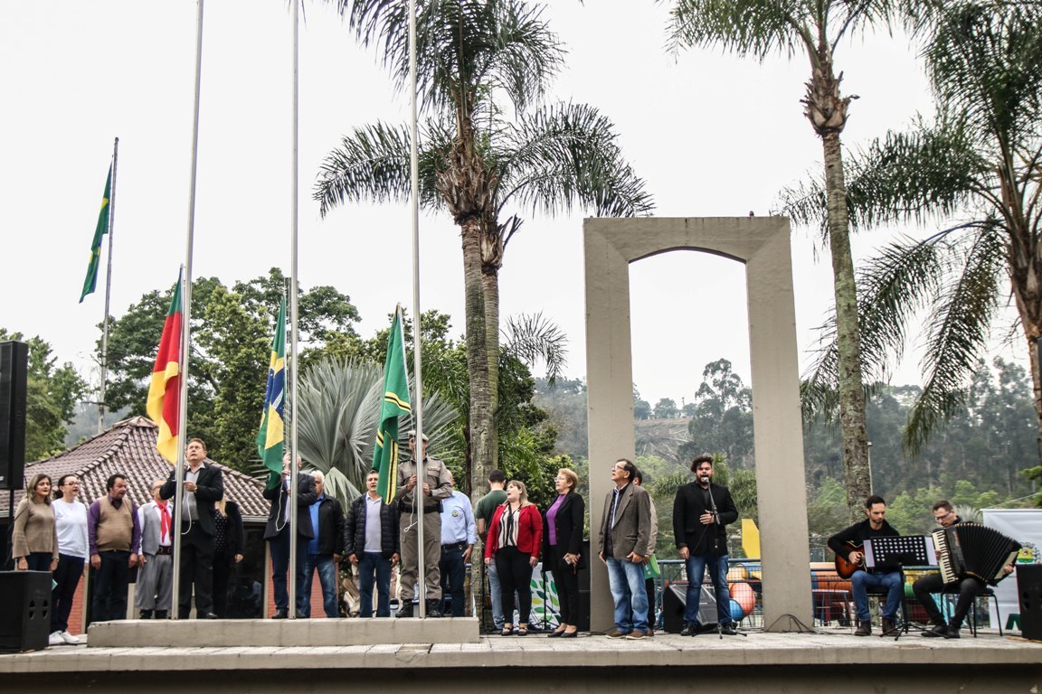 Desfile da Pátria em Aratiba se torna um dos maiores da região