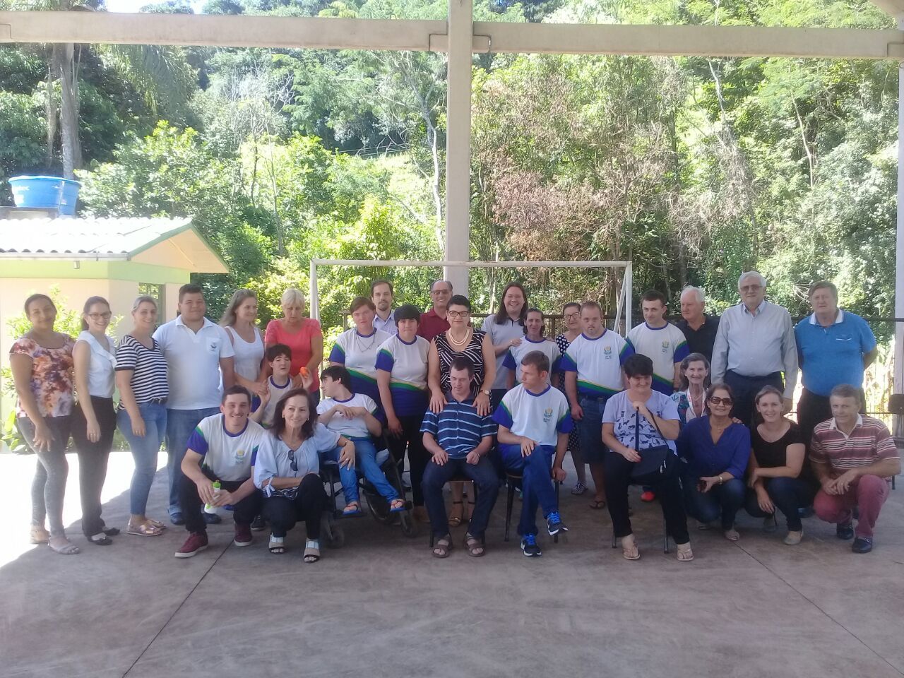 Presidente da FEAPAES visita APAE Aratiba.