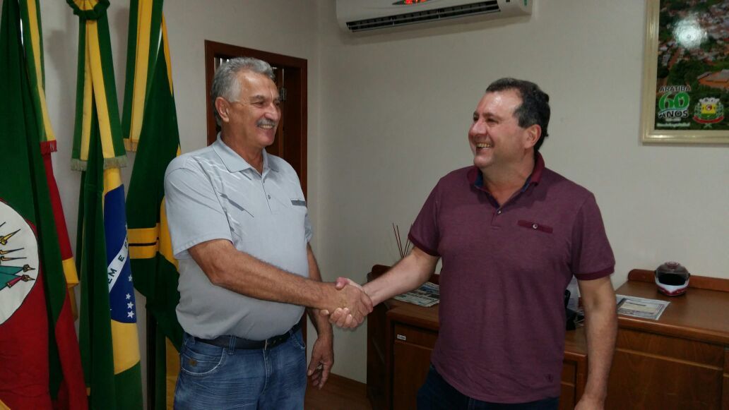 Prefeito retorna após alguns dias de férias