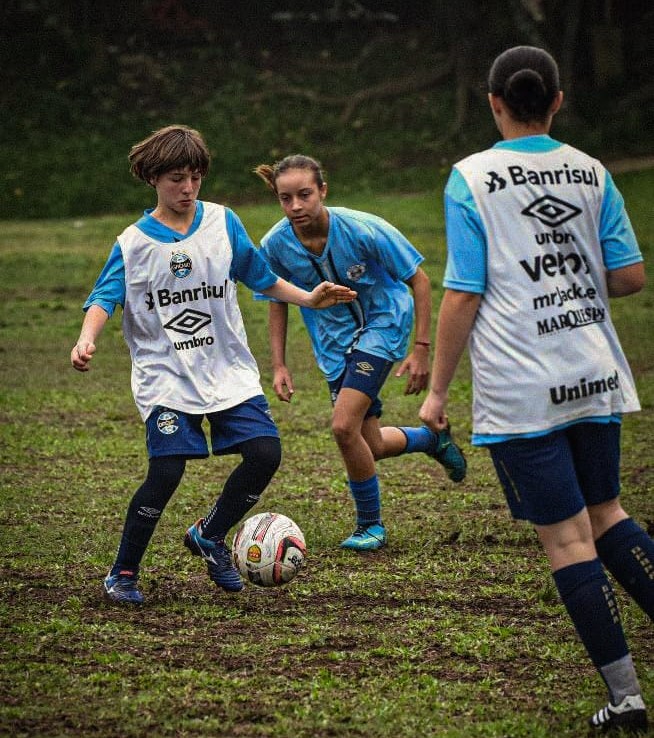 Atleta de Aratiba se destaca no futebol feminino do Grêmio