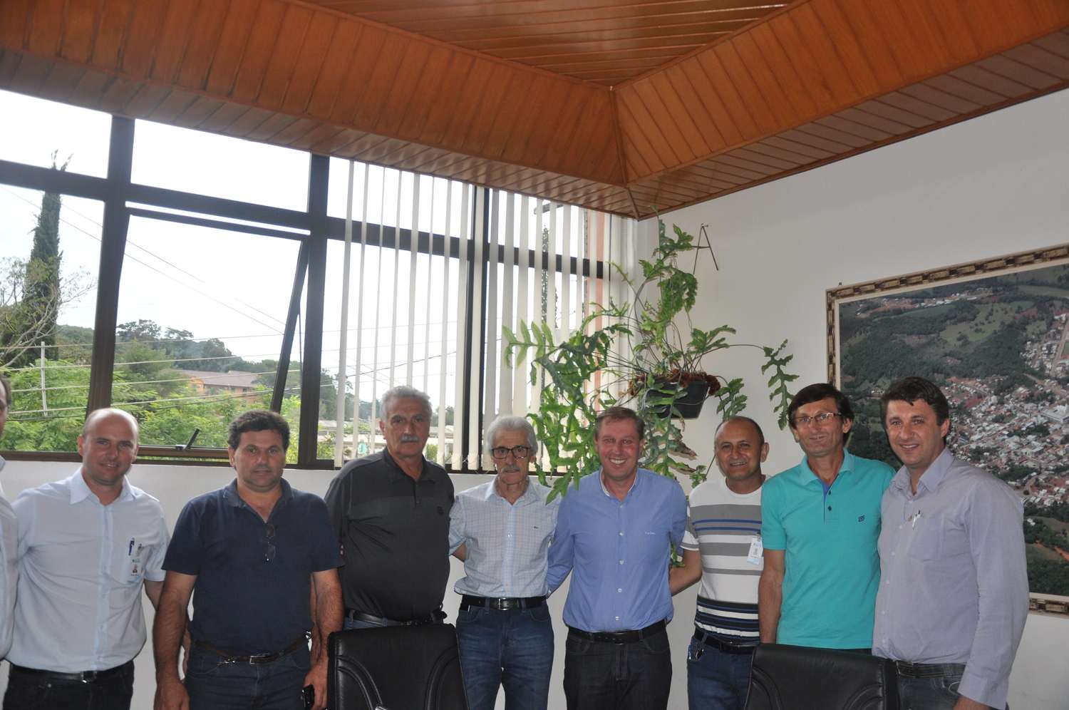 Direção da Empresa Cooperalfa visita a Prefeitura Municipal de Aratiba