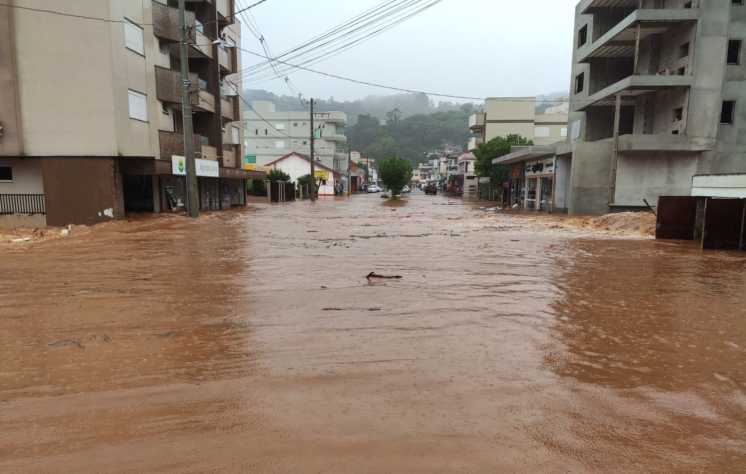 Aratiba decreta Situação de Emergência em função de estragos causados pelos temporais e enchente