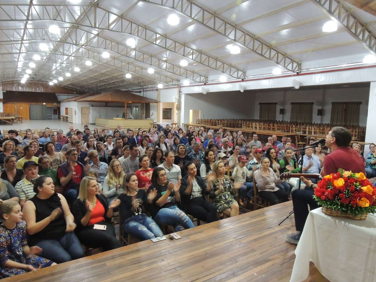 Governo de Aratiba realiza palestras com Jorge Trevisol em prol da saúde e valorização humana.