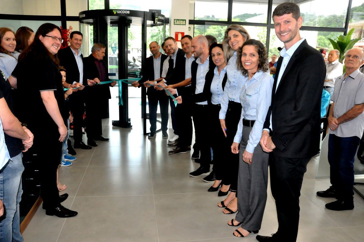 Sicoob inaugura agência em Aratiba