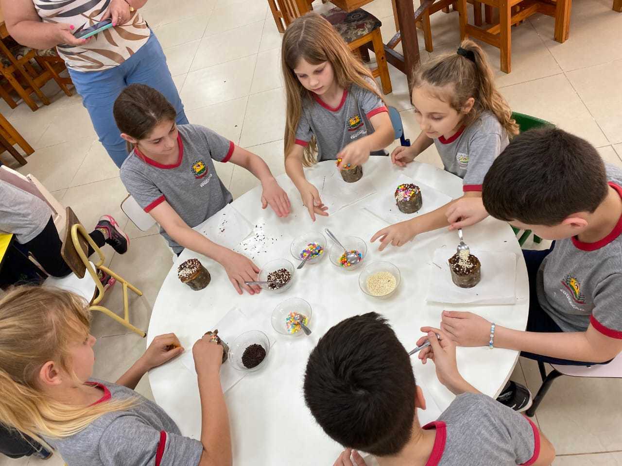 Estudantes de Aratiba participam de oficina de Natal