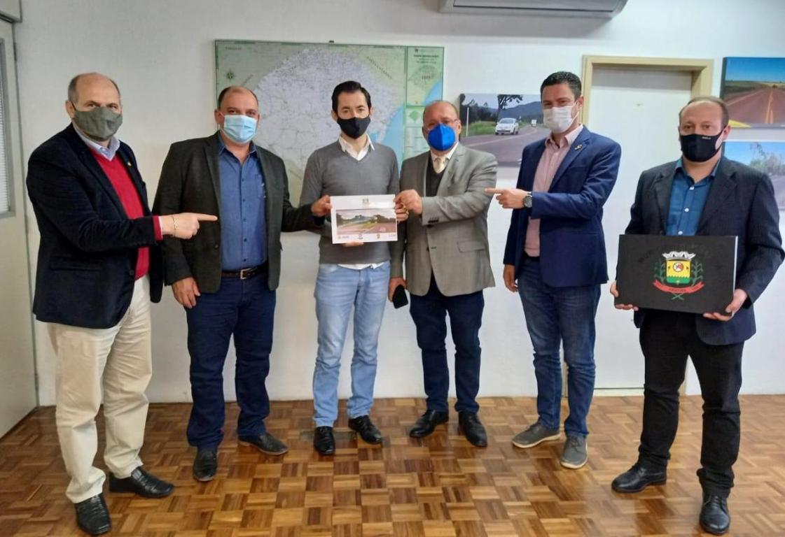 Municípios protocolam projetos de pavimentação asfáltica de acesso à RS420
