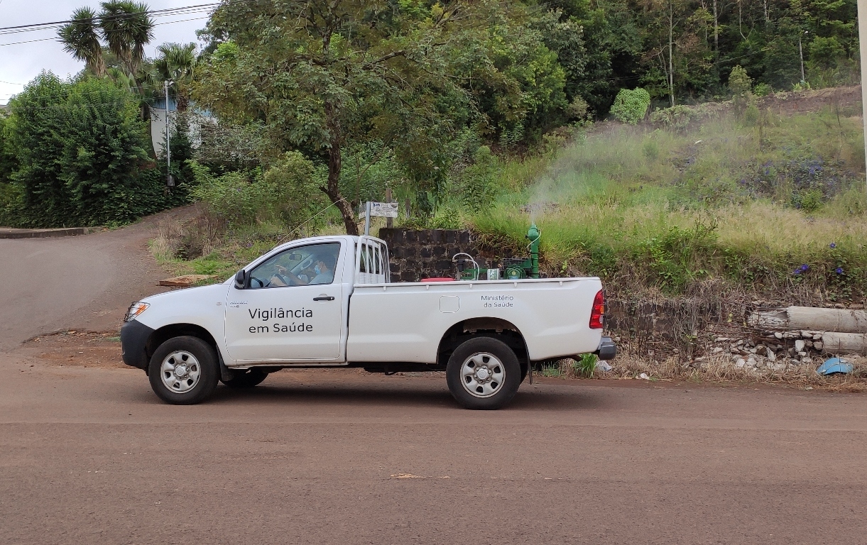 Carro com aplicação de UBV pesado inicia novamente roteiro