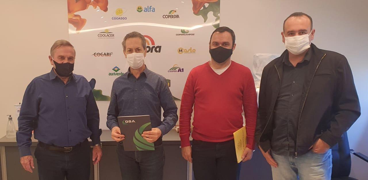 Administração Municipal de Aratiba visita empresa Aurora