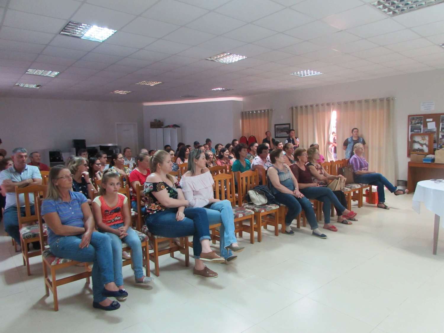 Secretaria de Assistência Social e CRAS promovem palestras e roda de conversa para as famílias do PAIF e do Programa Bolsa Família.