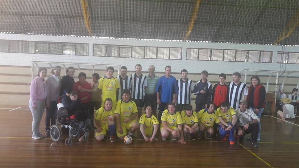 Conselho Municipal de Desporto realiza tarde Recreativa com alunos da APAE