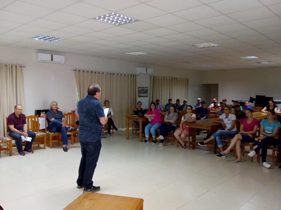 Reunião discute reposição salarial
