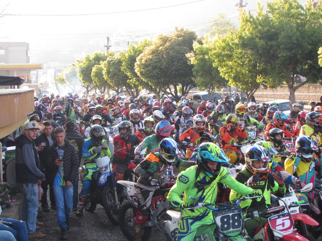 Tradicional Encontro de Trilheiros em Aratiba envolve comunidade e simpatizantes do esporte