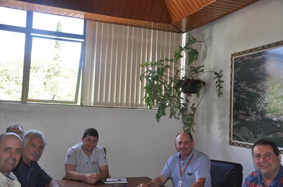 Aurora Alimentos visita a Prefeitura Municipal de Aratiba